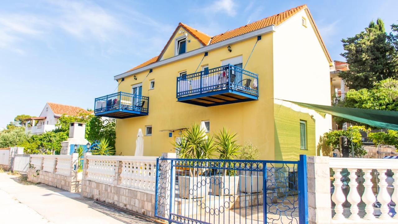 Planikovica Apartments Trogir Bagian luar foto