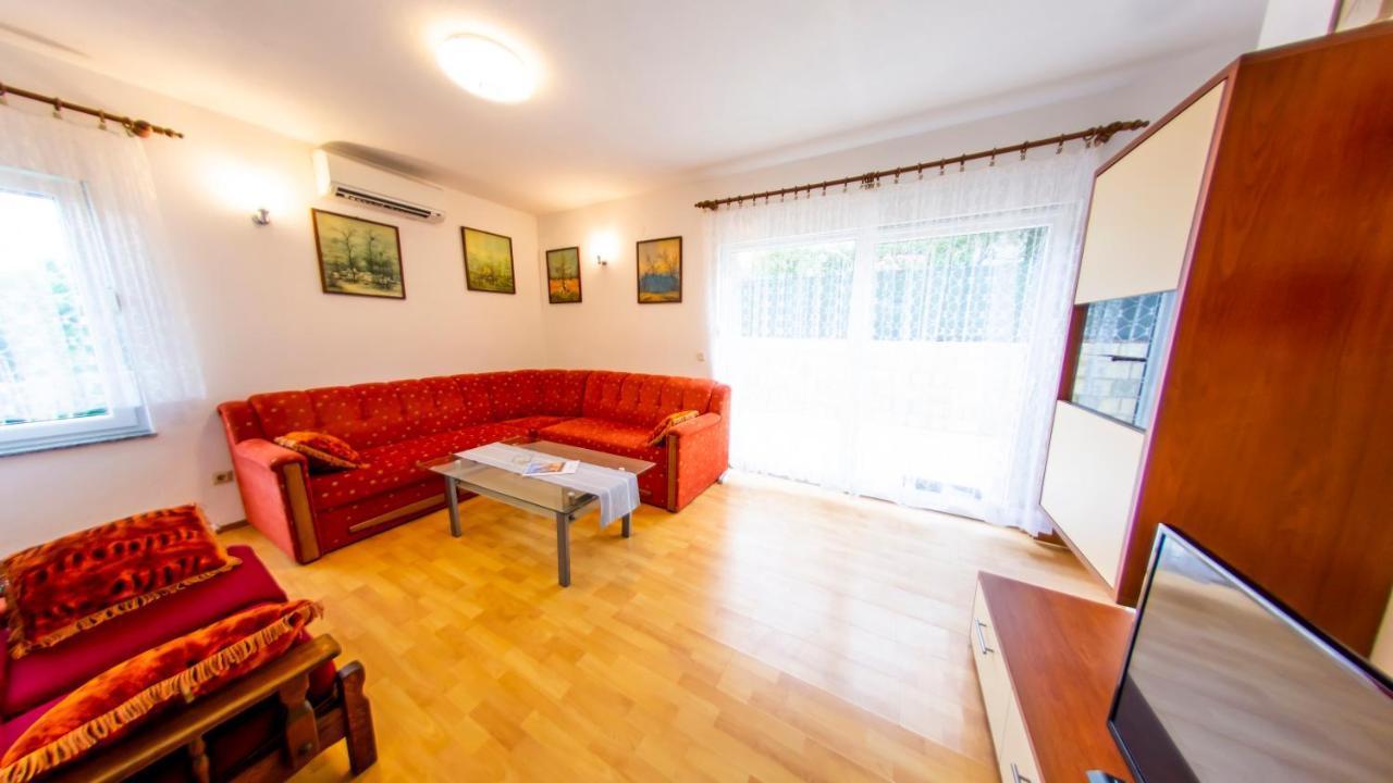 Planikovica Apartments Trogir Bagian luar foto