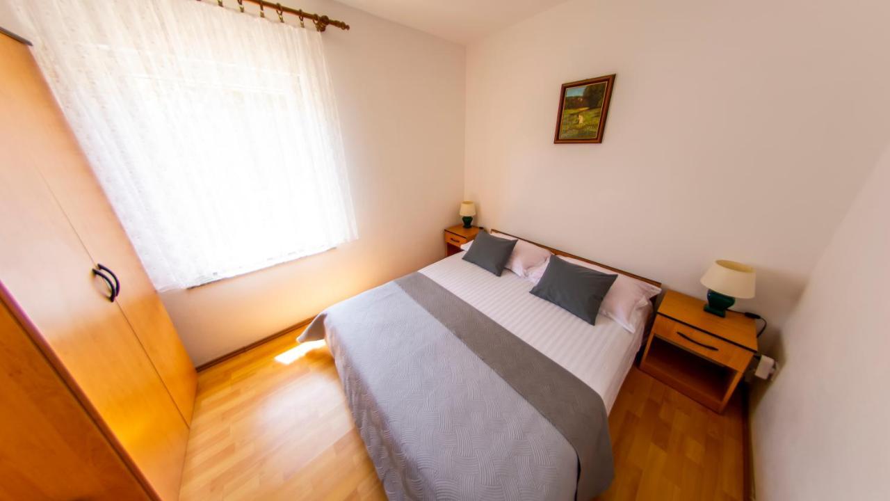 Planikovica Apartments Trogir Bagian luar foto
