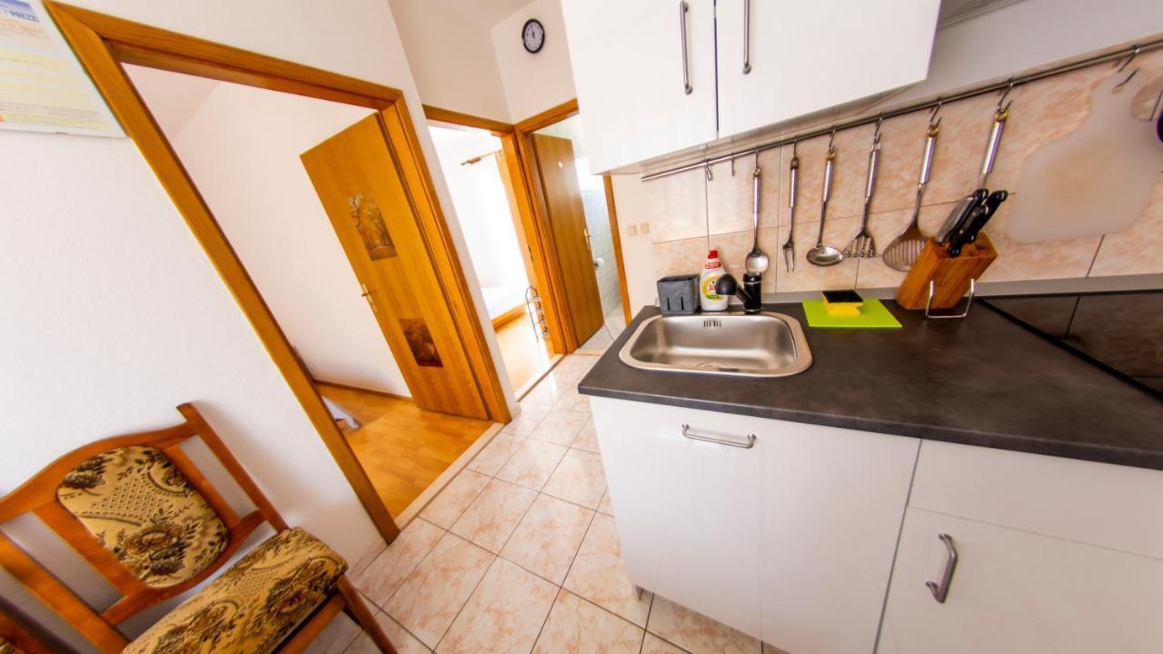 Planikovica Apartments Trogir Bagian luar foto