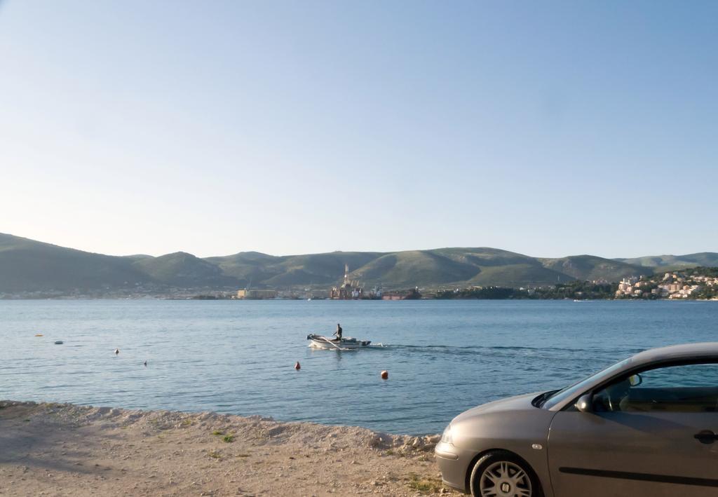 Planikovica Apartments Trogir Bagian luar foto